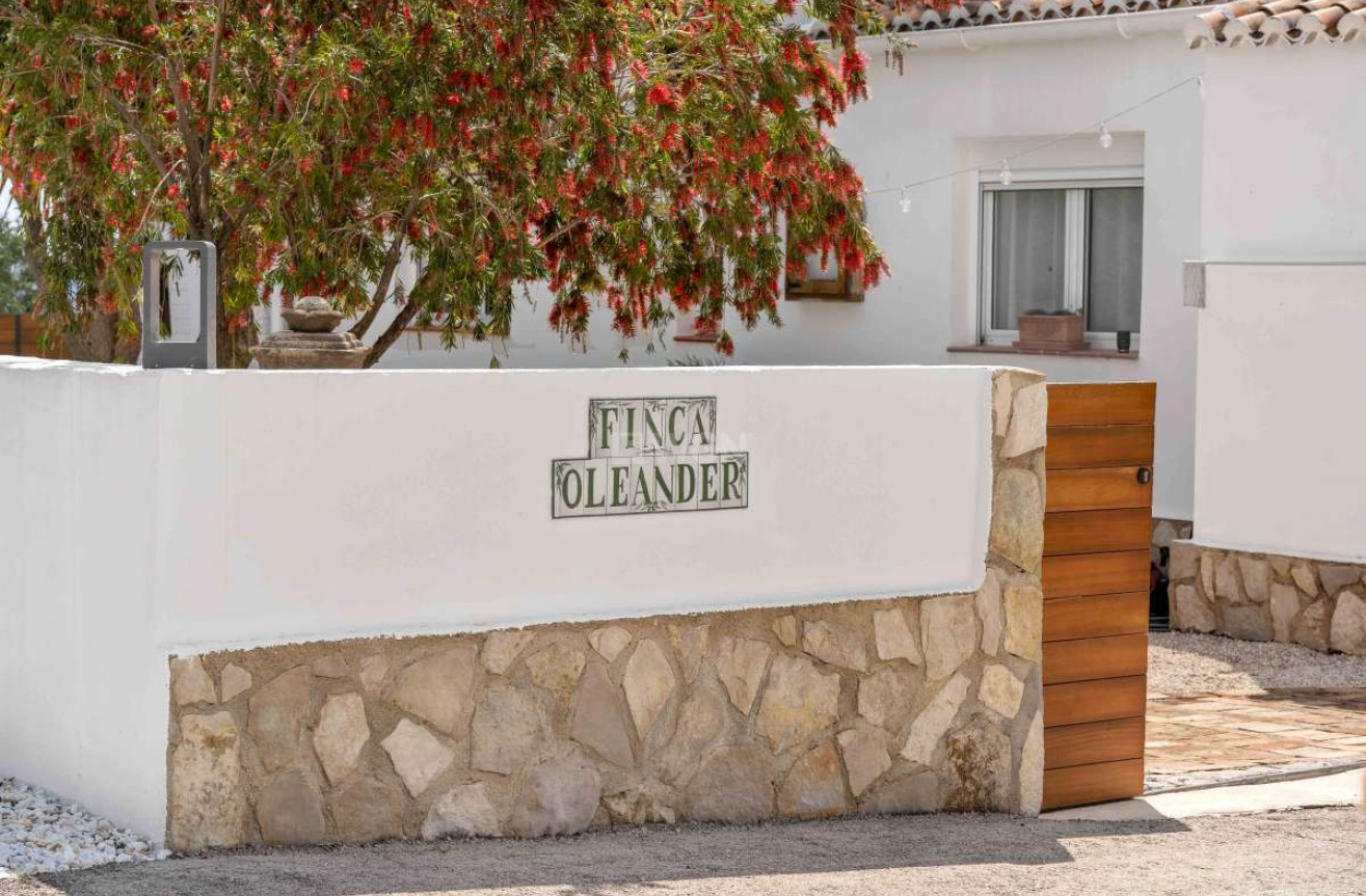 Odsprzedaż - Villa - Murla - Inland