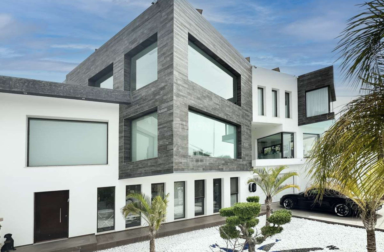 Odsprzedaż - Villa - Jávea - Costa Blanca