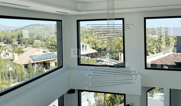 Odsprzedaż - Villa - Jávea - Costa Blanca