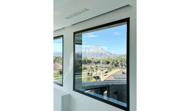 Odsprzedaż - Villa - Jávea - Costa Blanca