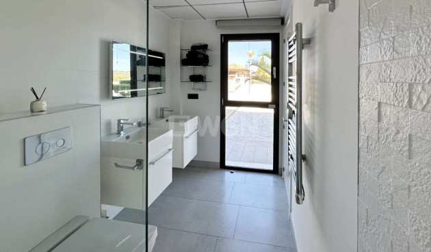 Odsprzedaż - Villa - Jávea - Costa Blanca