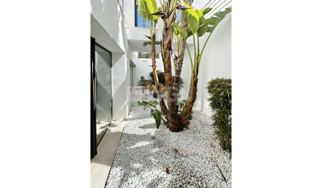 Odsprzedaż - Villa - Jávea - Costa Blanca