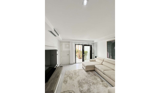 Odsprzedaż - Villa - Jávea - Costa Blanca