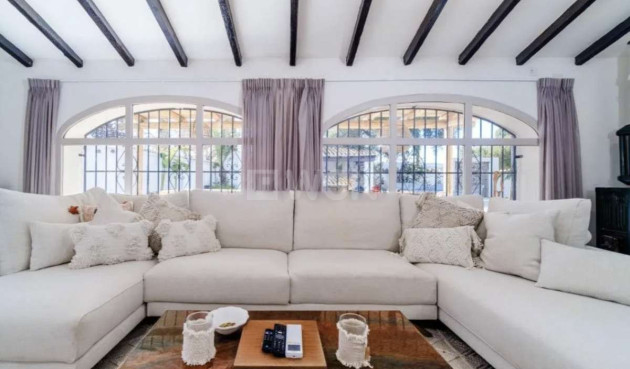 Odsprzedaż - Villa - Jesus Pobre - Inland