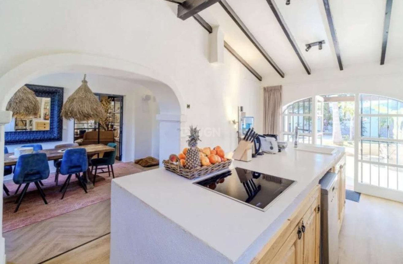 Odsprzedaż - Villa - Jesus Pobre - Inland