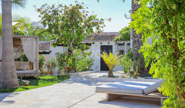 Odsprzedaż - Villa - Jesus Pobre - Inland