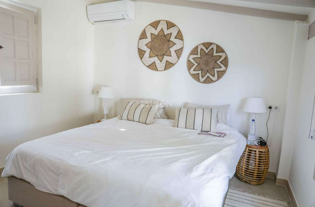 Odsprzedaż - Villa - Jesus Pobre - Inland