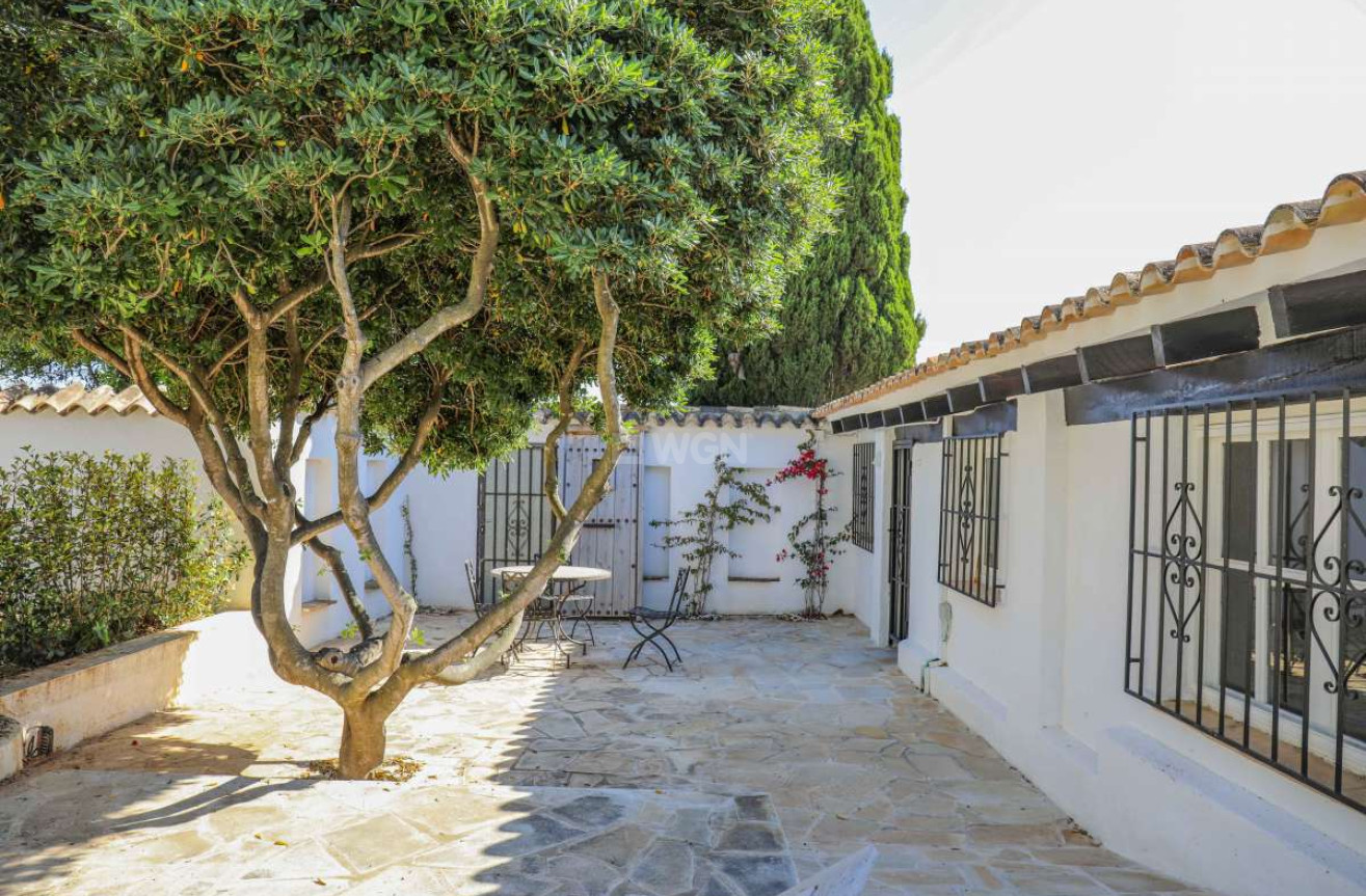 Odsprzedaż - Villa - Jesus Pobre - Inland