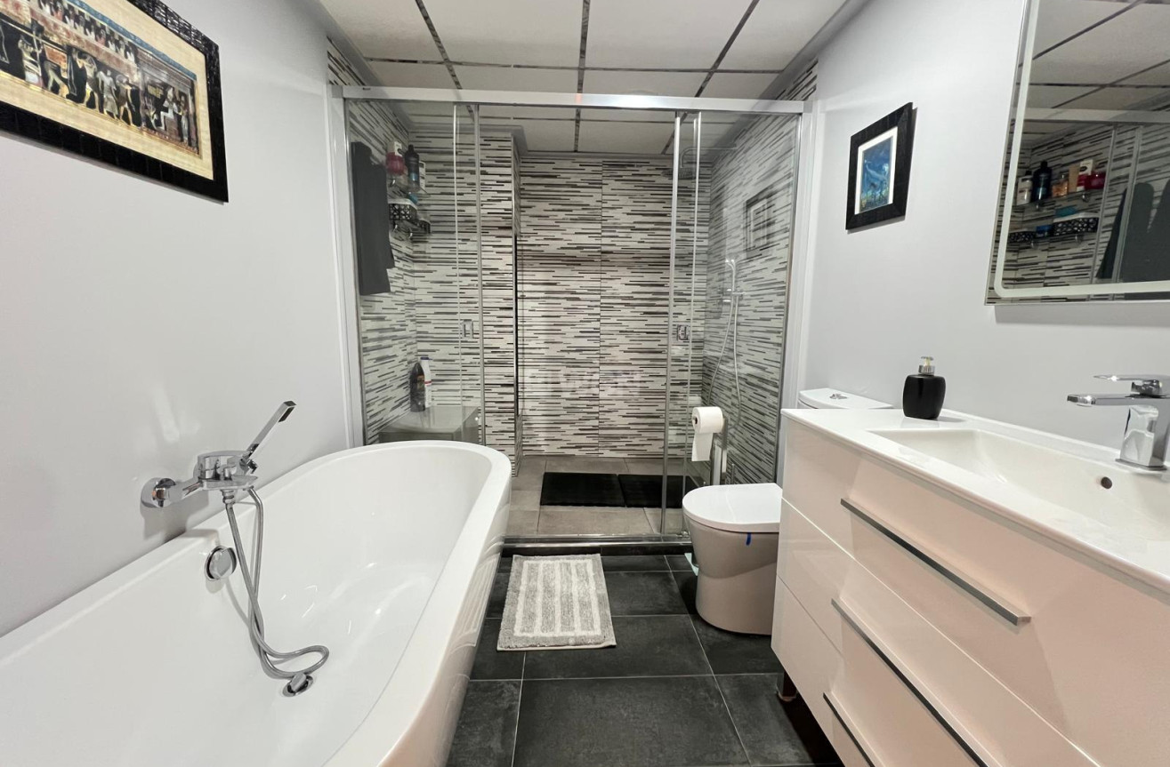 Reventa - Apartamento / piso - Torrevieja - Playa del Cura