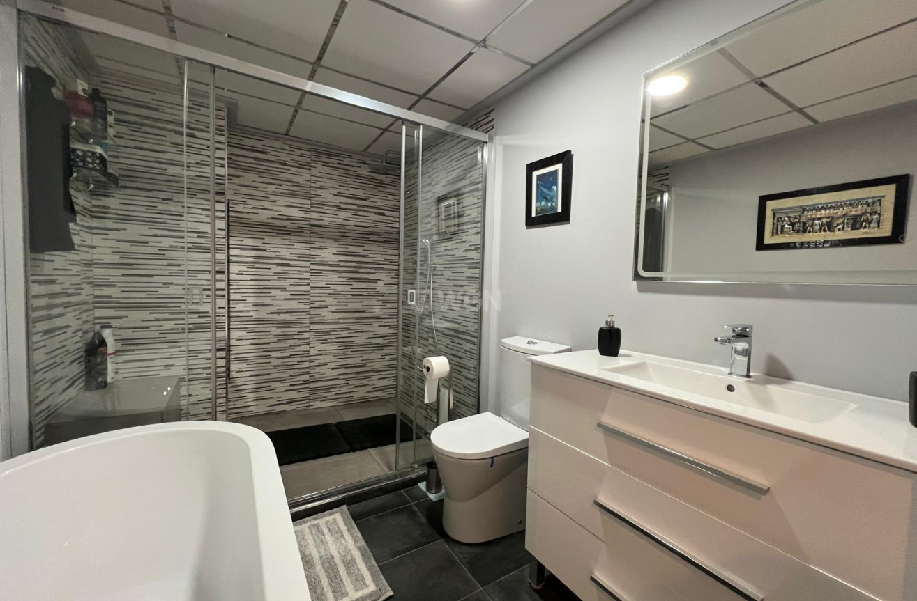 Reventa - Apartamento / piso - Torrevieja - Playa del Cura