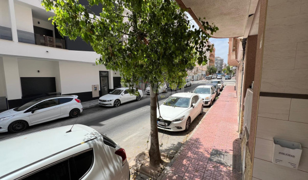 Reventa - Apartamento / piso - Torrevieja - Playa del Cura