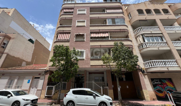 Reventa - Apartamento / piso - Torrevieja - Playa del Cura