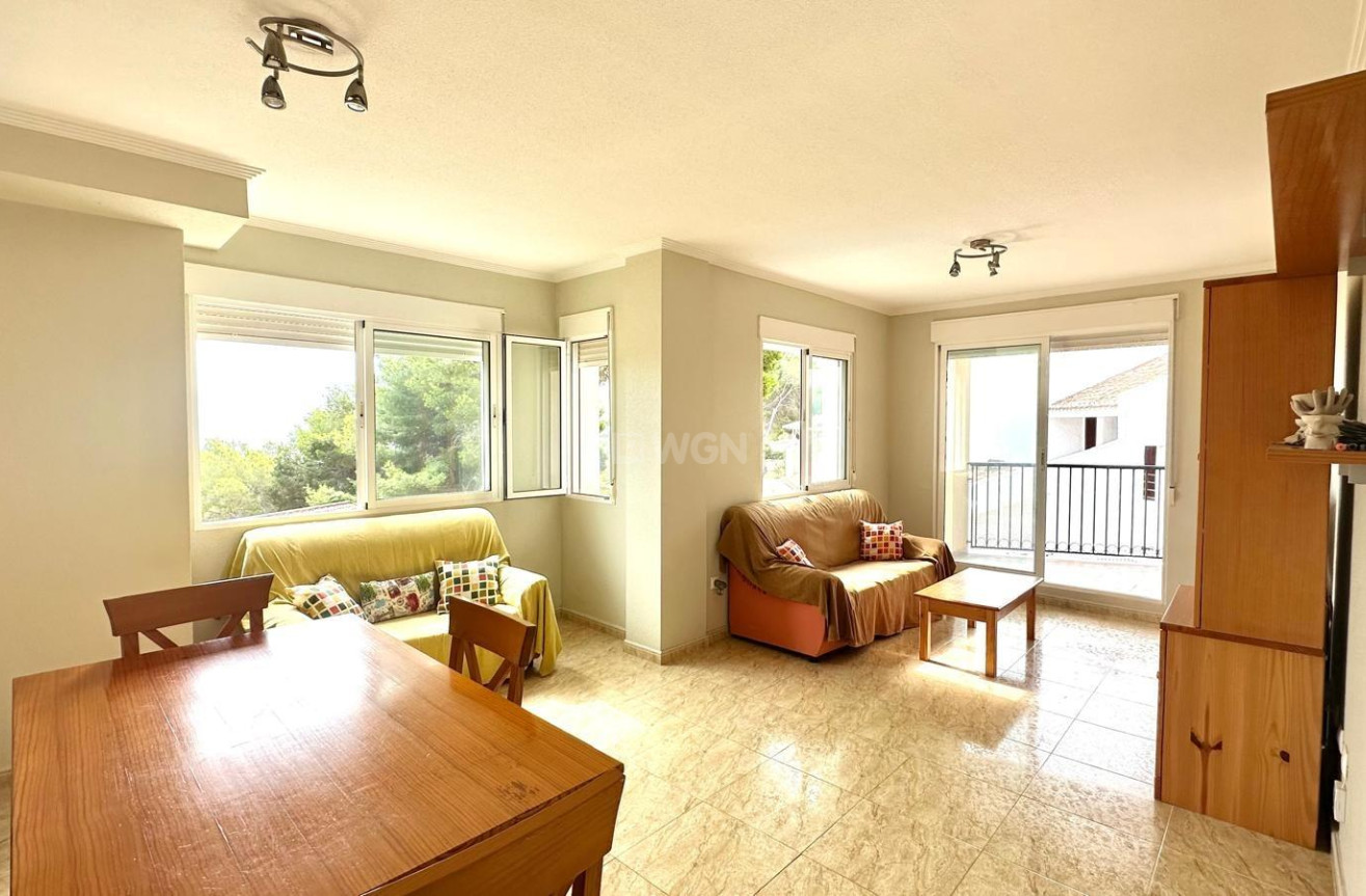 Odsprzedaż - Mieszkanie w bloku - Orihuela Costa - Altos De Campoamor