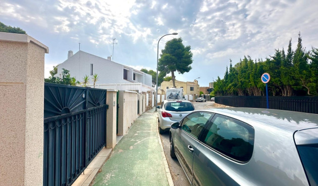 Odsprzedaż - Mieszkanie w bloku - Orihuela Costa - Altos De Campoamor