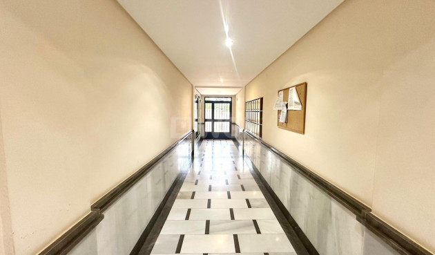 Odsprzedaż - Mieszkanie w bloku - Orihuela Costa - Altos De Campoamor