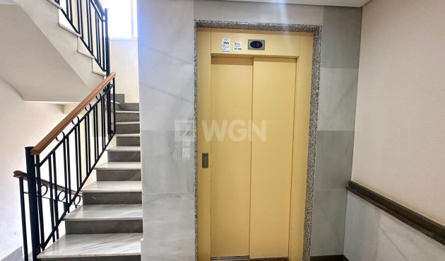 Odsprzedaż - Mieszkanie w bloku - Orihuela Costa - Altos De Campoamor