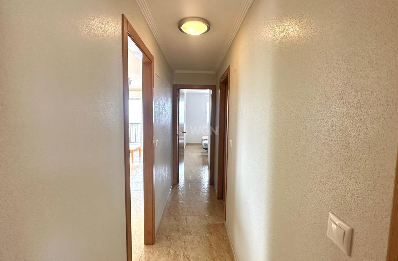 Odsprzedaż - Mieszkanie w bloku - Orihuela Costa - Altos De Campoamor