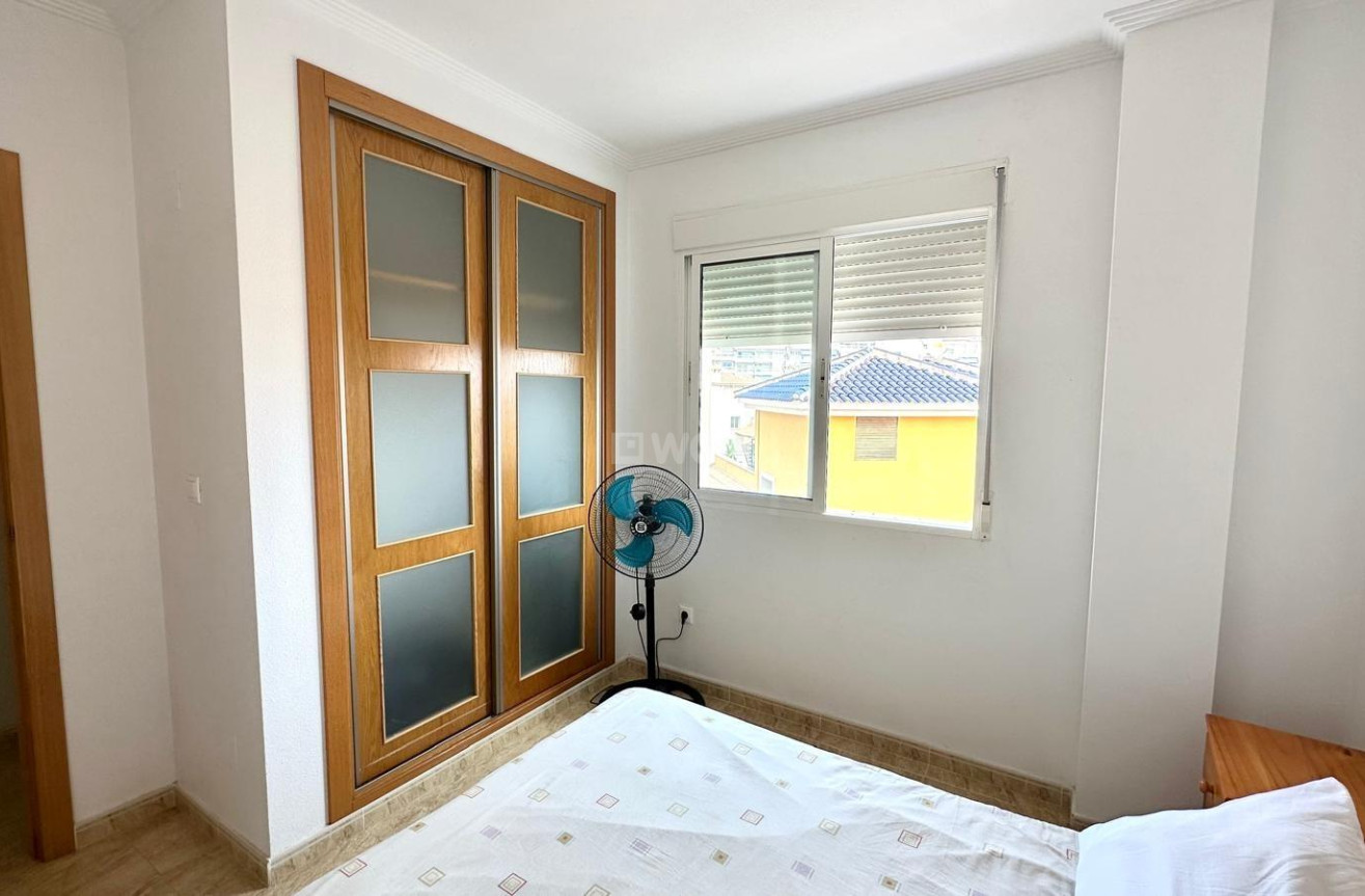 Odsprzedaż - Mieszkanie w bloku - Orihuela Costa - Altos De Campoamor