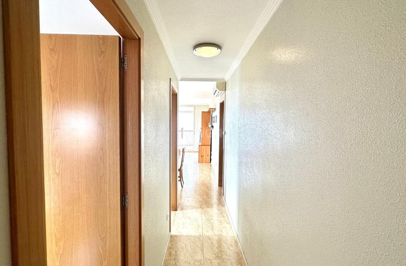 Odsprzedaż - Mieszkanie w bloku - Orihuela Costa - Altos De Campoamor