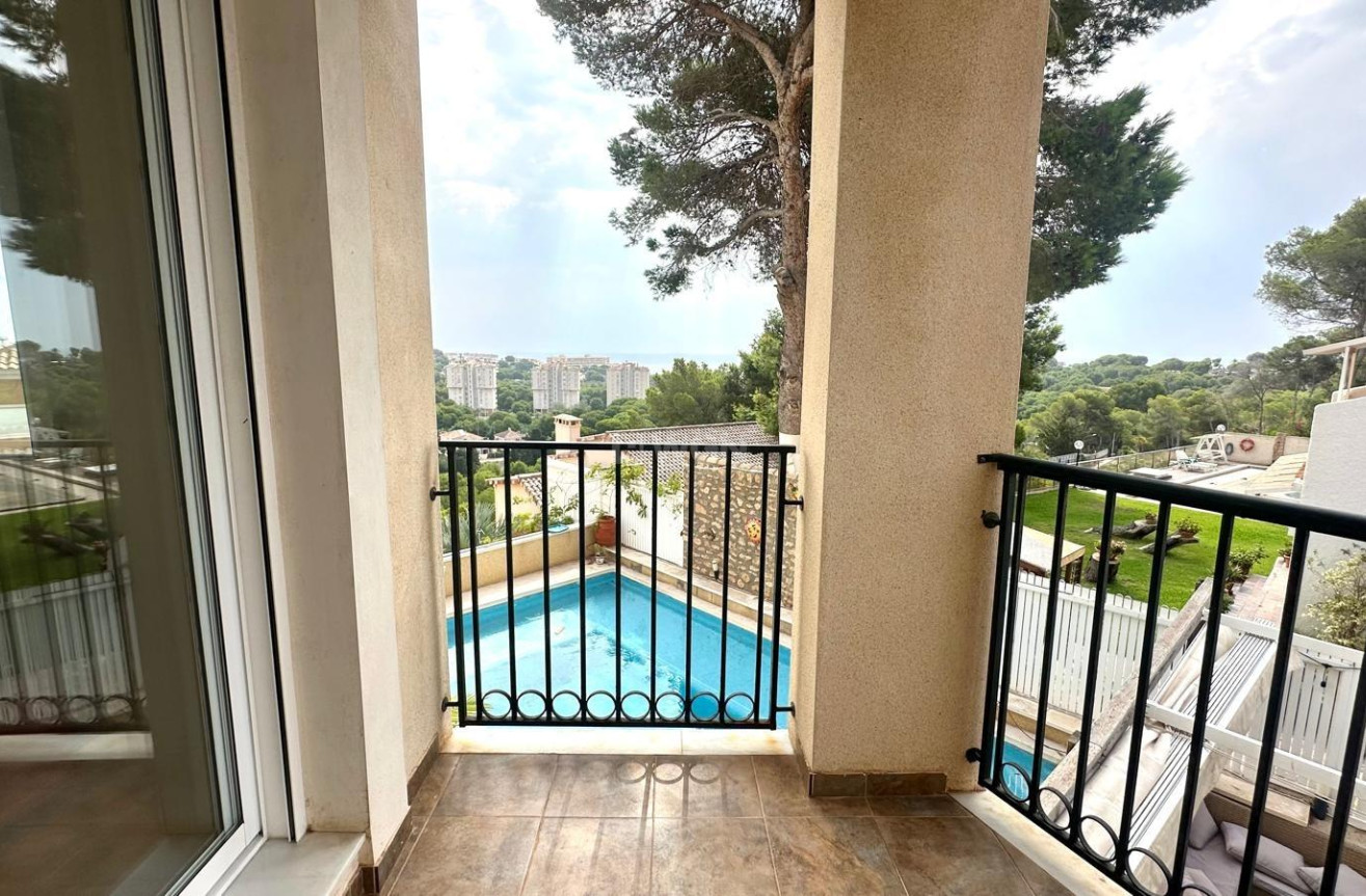 Odsprzedaż - Mieszkanie w bloku - Orihuela Costa - Altos De Campoamor