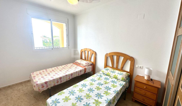 Odsprzedaż - Mieszkanie w bloku - Orihuela Costa - Altos De Campoamor