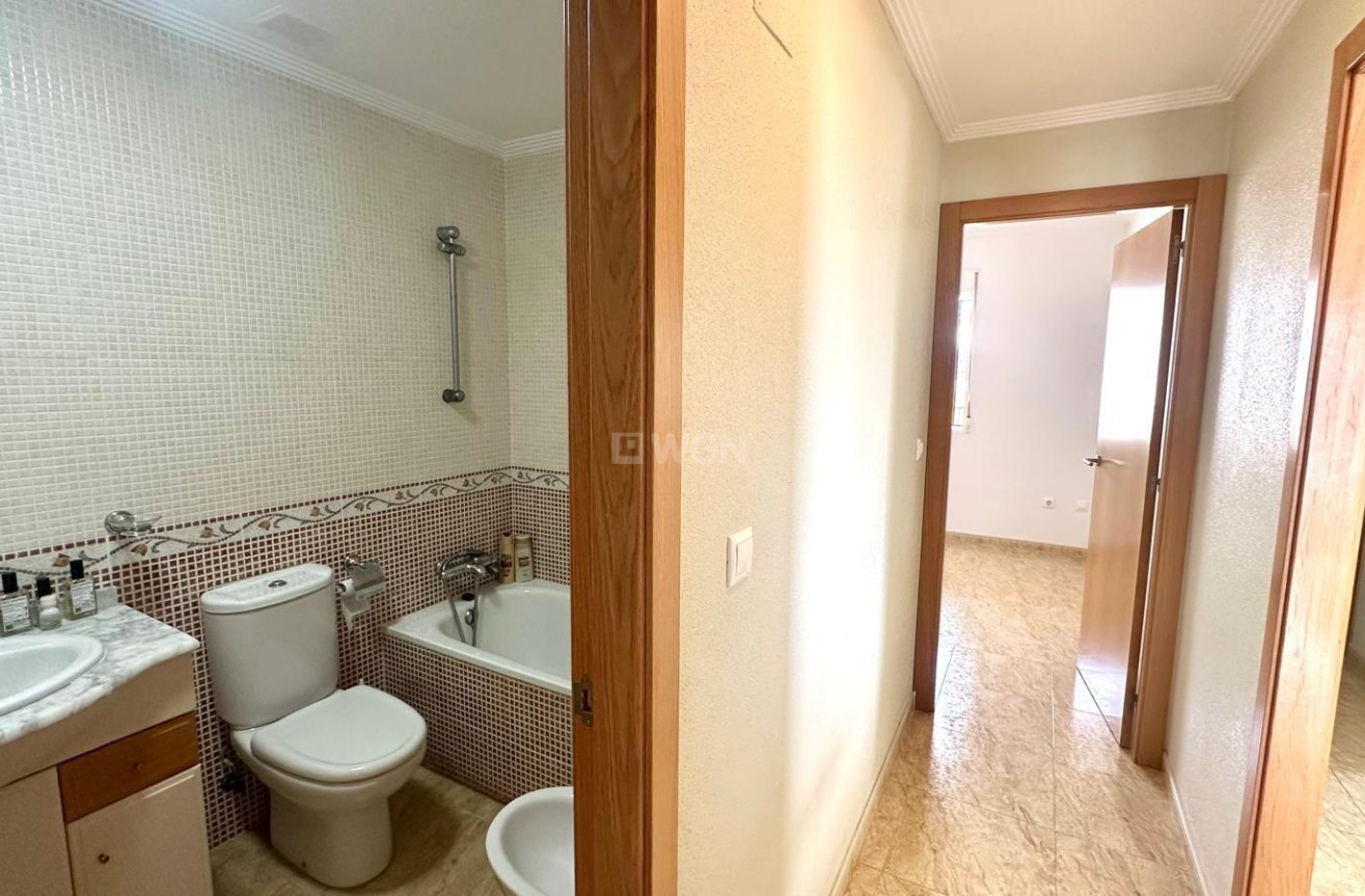 Odsprzedaż - Mieszkanie w bloku - Orihuela Costa - Altos De Campoamor