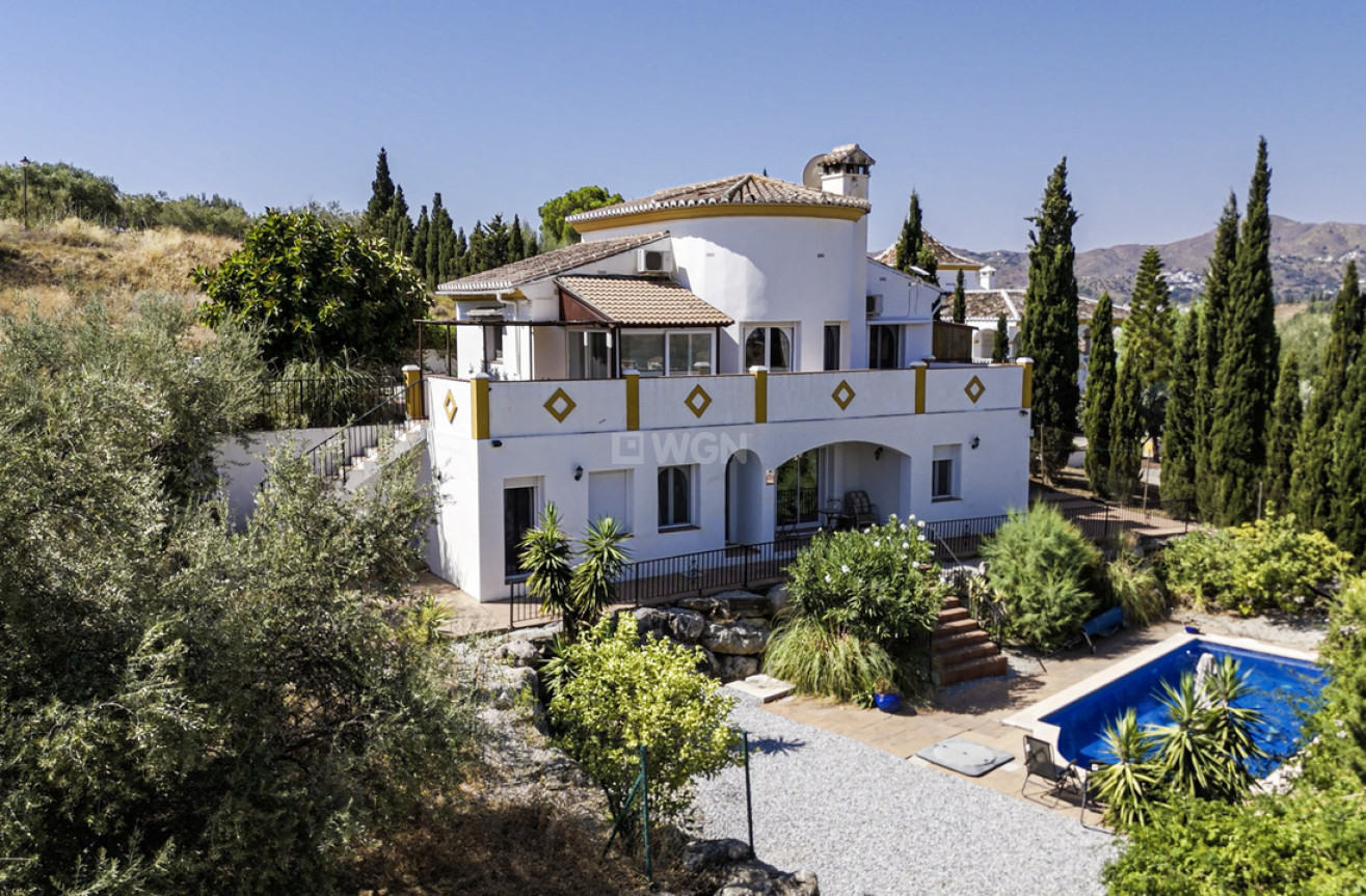 Odsprzedaż - Villa - Alcaucín - Inland