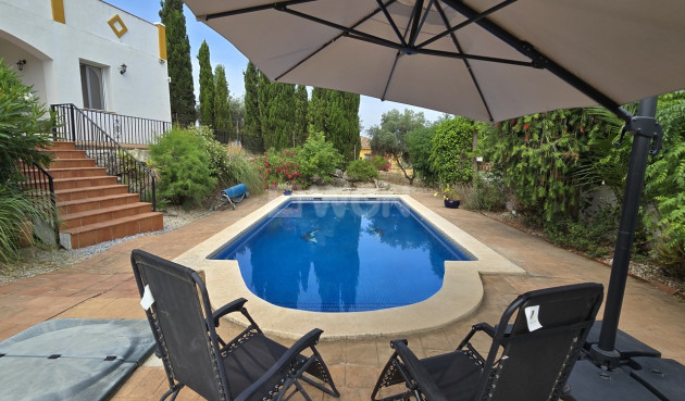 Odsprzedaż - Villa - Alcaucín - Inland