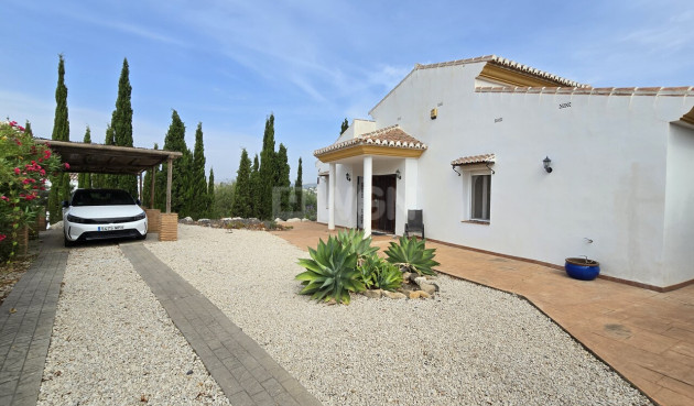 Odsprzedaż - Villa - Alcaucín - Inland