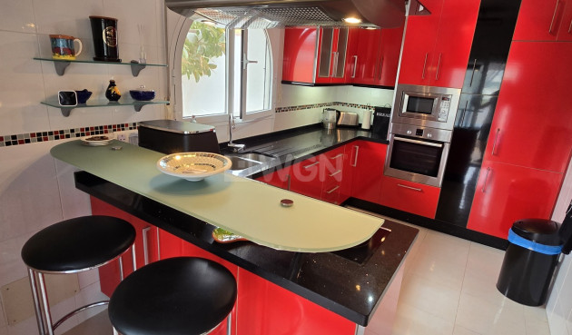 Odsprzedaż - Villa - Alcaucín - Inland