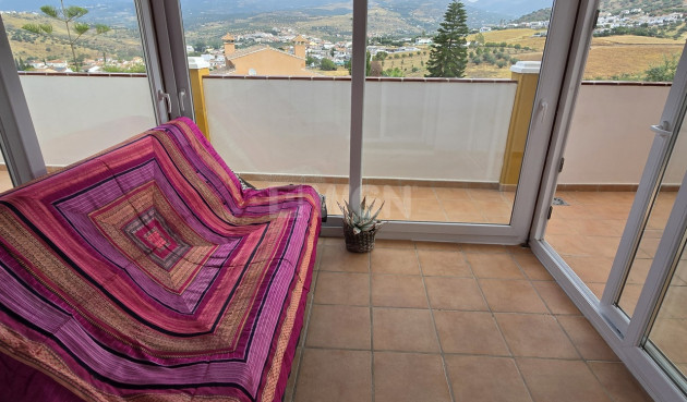 Odsprzedaż - Villa - Alcaucín - Inland