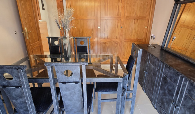 Odsprzedaż - Villa - Alcaucín - Inland