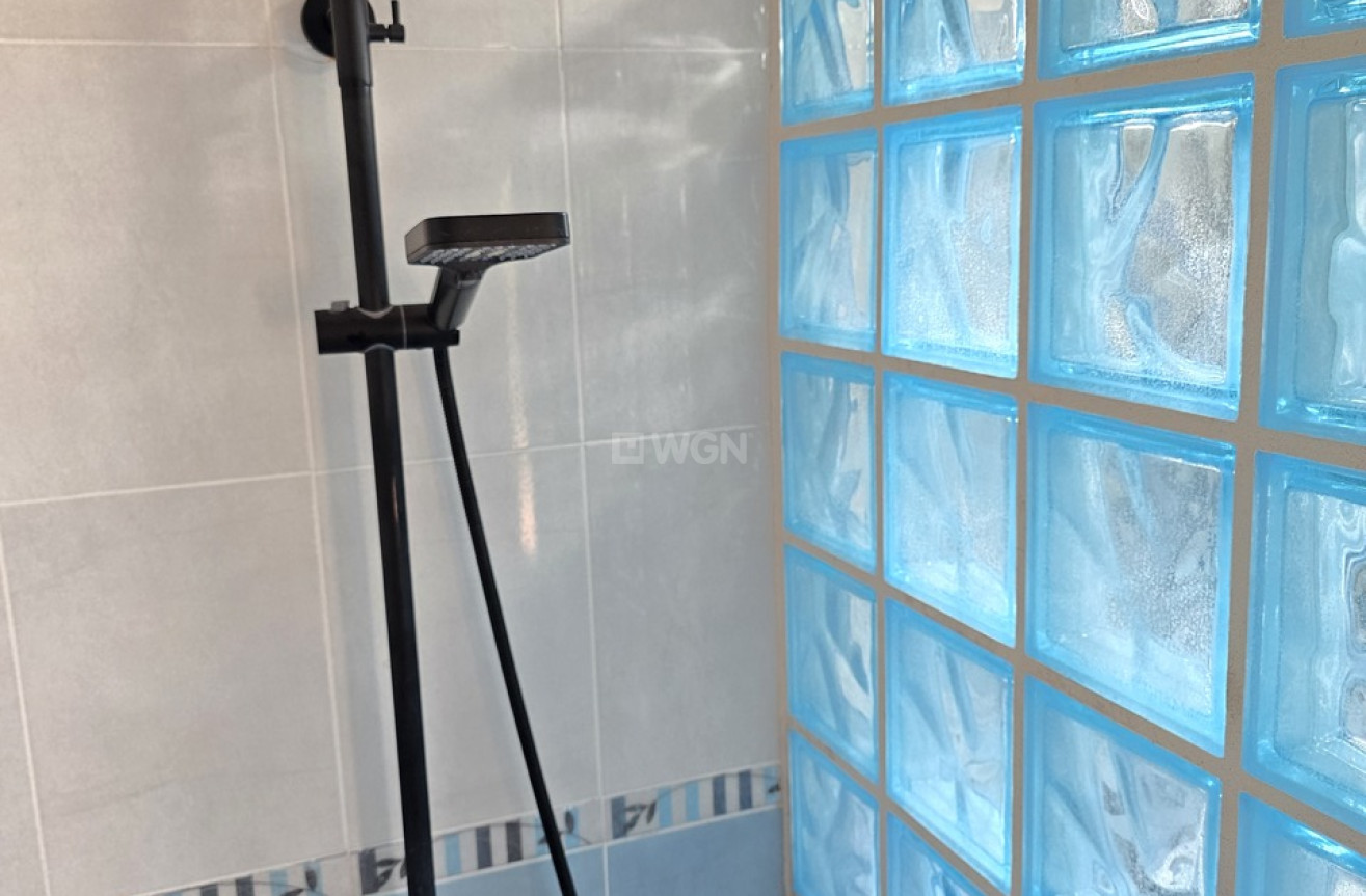 Odsprzedaż - Villa - Alcaucín - Inland