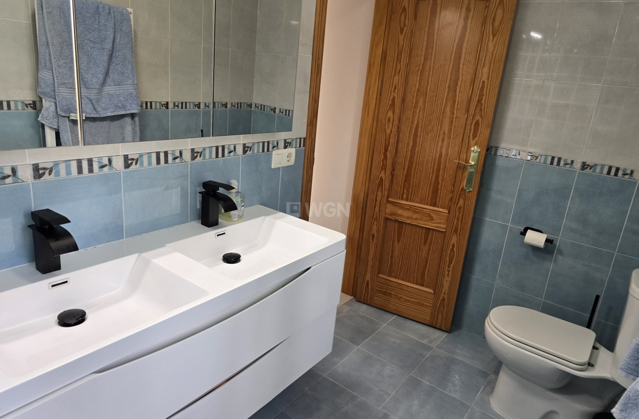 Odsprzedaż - Villa - Alcaucín - Inland