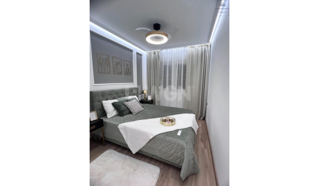 Odsprzedaż - Bungalow - Torrevieja - Centro