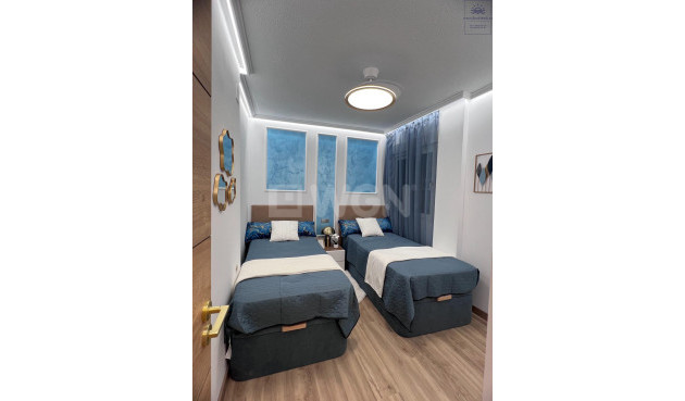 Odsprzedaż - Bungalow - Torrevieja - Centro