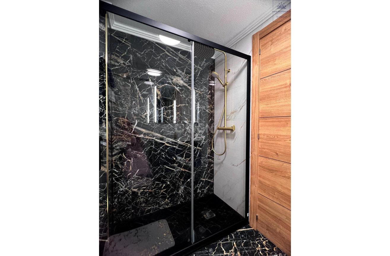 Odsprzedaż - Bungalow - Torrevieja - Centro