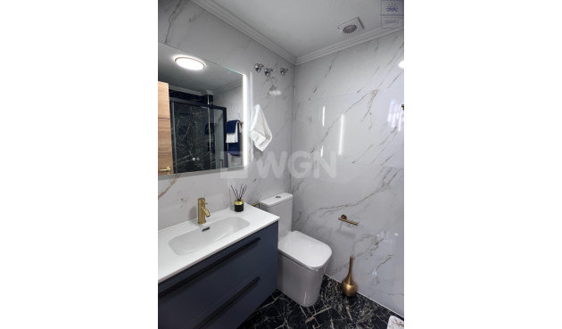 Odsprzedaż - Bungalow - Torrevieja - Centro