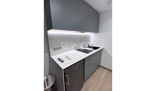 Odsprzedaż - Bungalow - Torrevieja - Centro