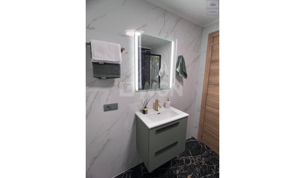 Odsprzedaż - Bungalow - Torrevieja - Centro