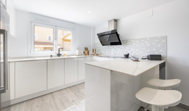 Reventa - Villa - Alfas del Pí - Costa Blanca