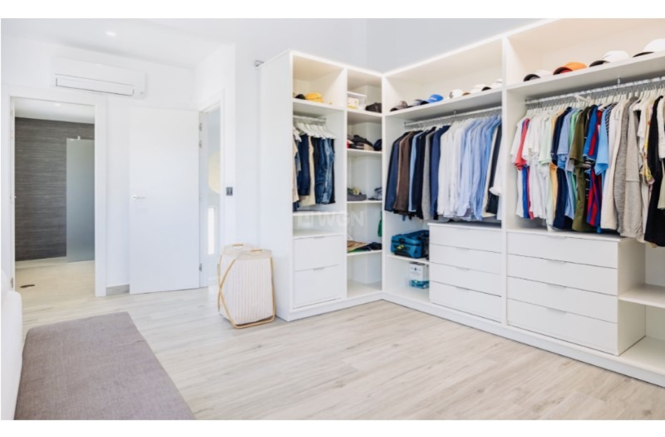 Reventa - Villa - Alfas del Pí - Costa Blanca