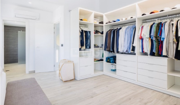 Reventa - Villa - Alfas del Pí - Costa Blanca