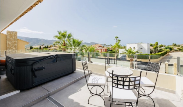 Reventa - Villa - Alfas del Pí - Costa Blanca