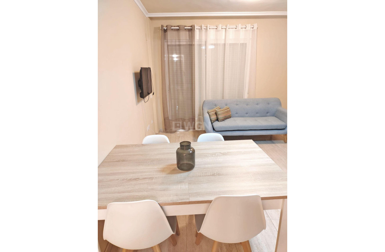 Reventa - Apartamento / piso - Guardamar del Segura - Puerto Deportivo