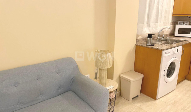 Reventa - Apartamento / piso - Guardamar del Segura - Puerto Deportivo