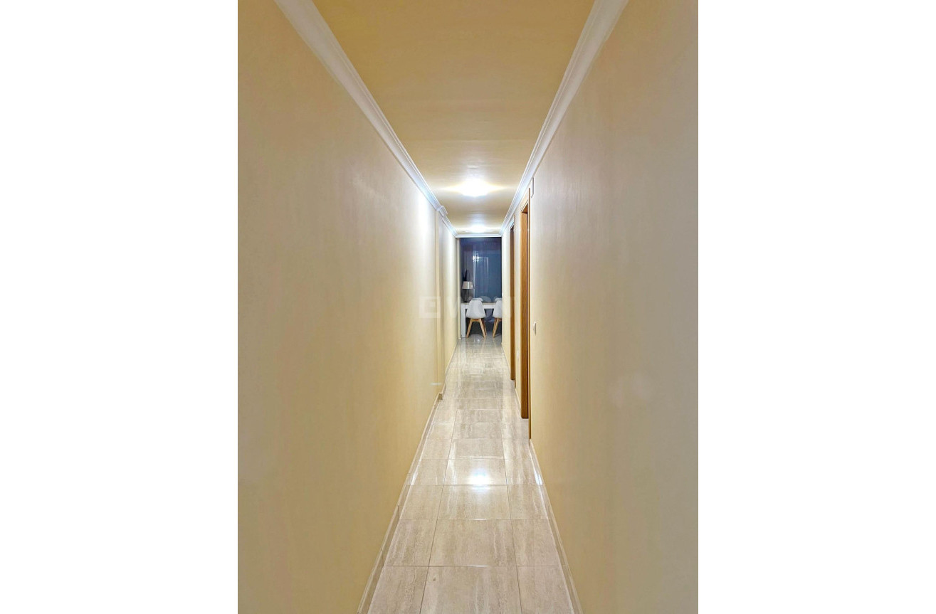 Reventa - Apartamento / piso - Guardamar del Segura - Puerto Deportivo