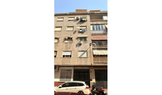 Resale - Apartment / flat - Torrevieja - Estacion De Autobuses