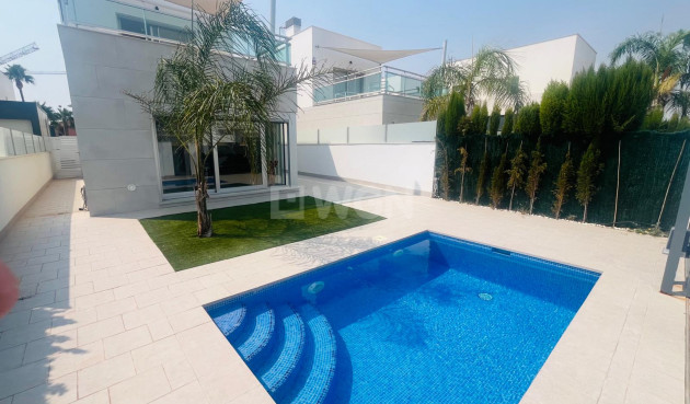 Reventa - Villa - Los Alcázares - Costa Calida