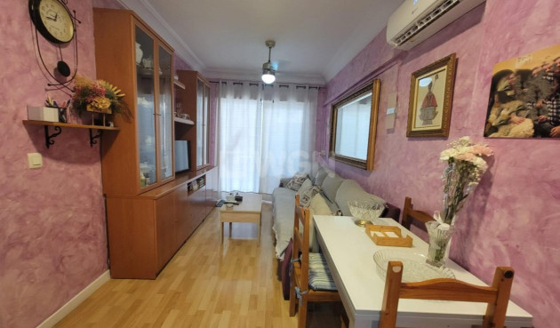 Resale - Apartment / flat - Torrevieja - Playa del Cura